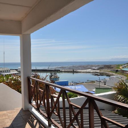 Saxon Lodge Gansbaai Exterior foto