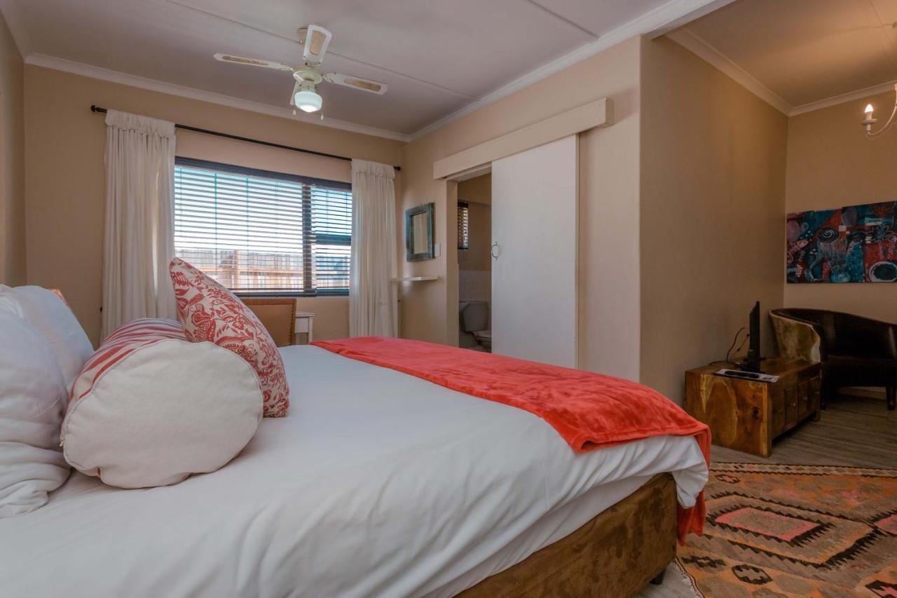 Saxon Lodge Gansbaai Exterior foto