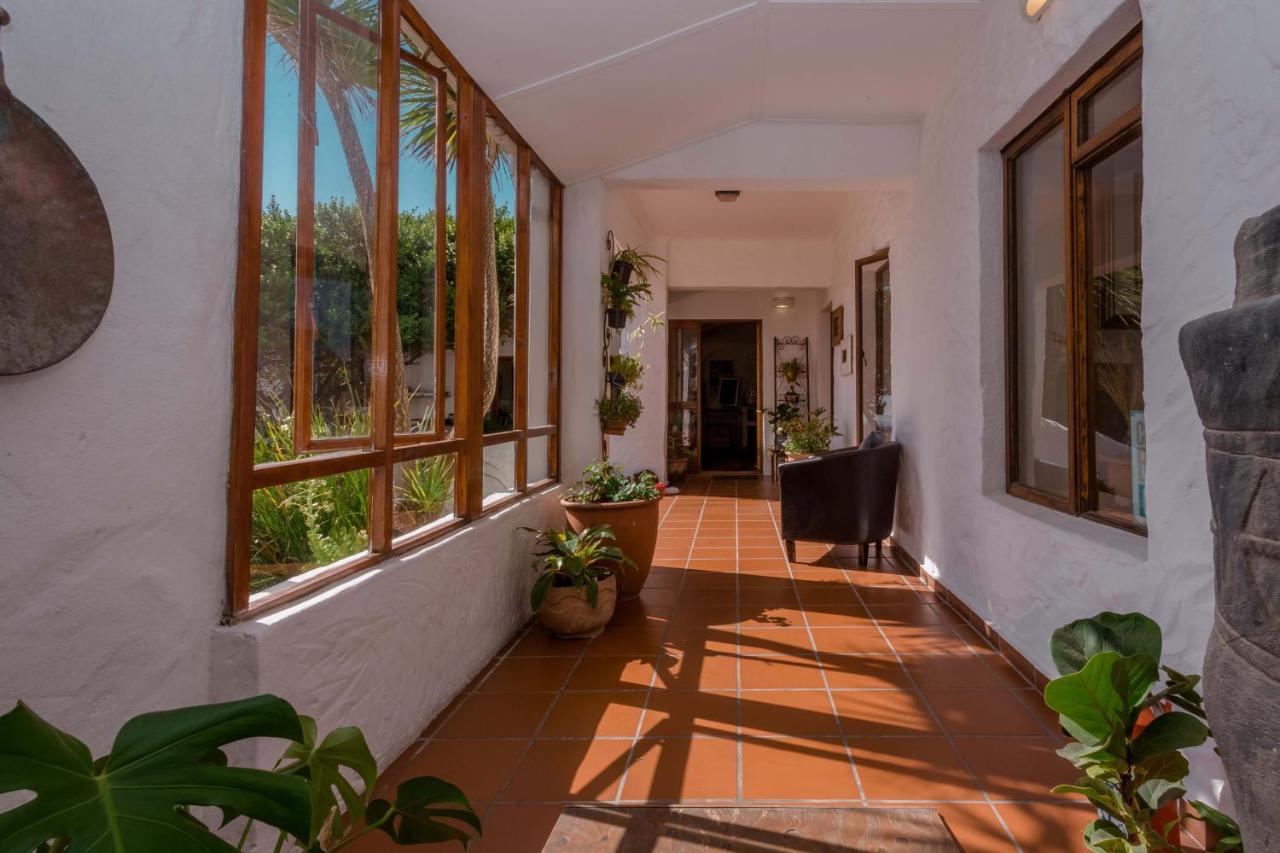 Saxon Lodge Gansbaai Exterior foto